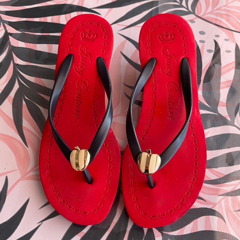 Juicy COUTURE 💞 sandals
